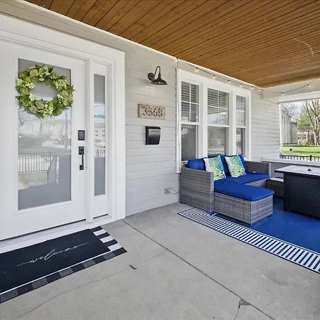 Family Spacious 5Br Retreat W Game Filled Basement Suite